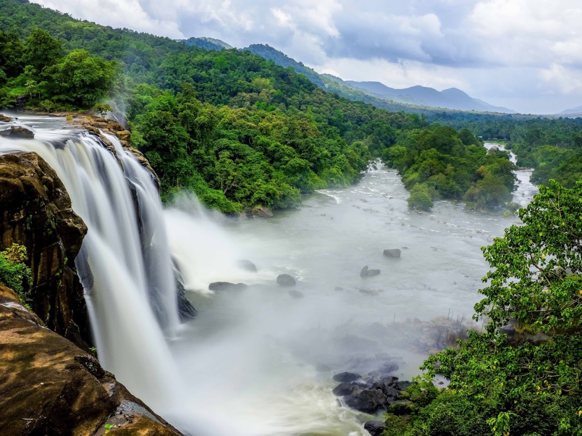 The beautiful “Athirapilly Falls” in Kerala ( India)